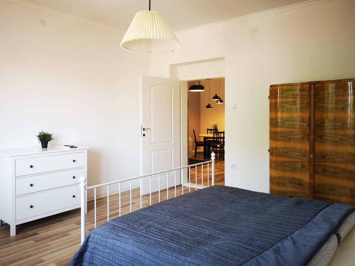 נובי סאד Filinhome Stefanovica Suite 8 מראה חיצוני תמונה
