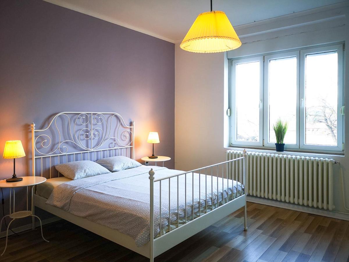נובי סאד Filinhome Stefanovica Suite 8 מראה חיצוני תמונה