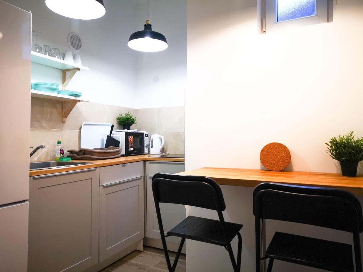 נובי סאד Filinhome Stefanovica Suite 8 מראה חיצוני תמונה